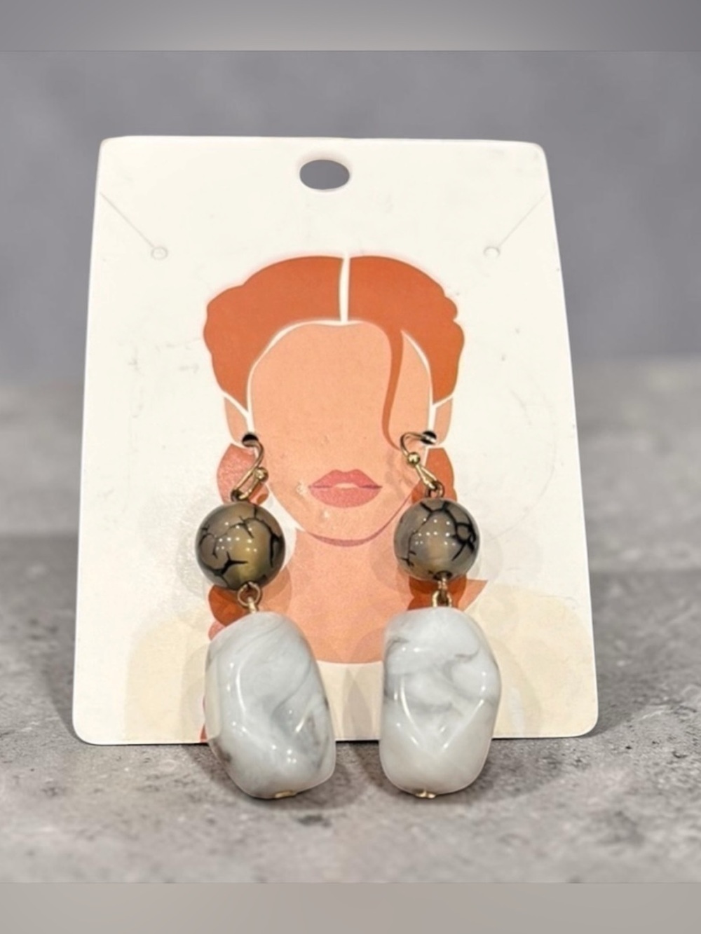 Elegant Gray Dangle Earrings